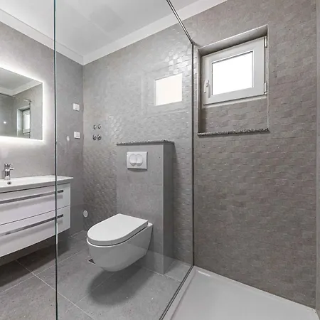 公寓 Seaside With A Swimming Pool Razanj, - 9723 *